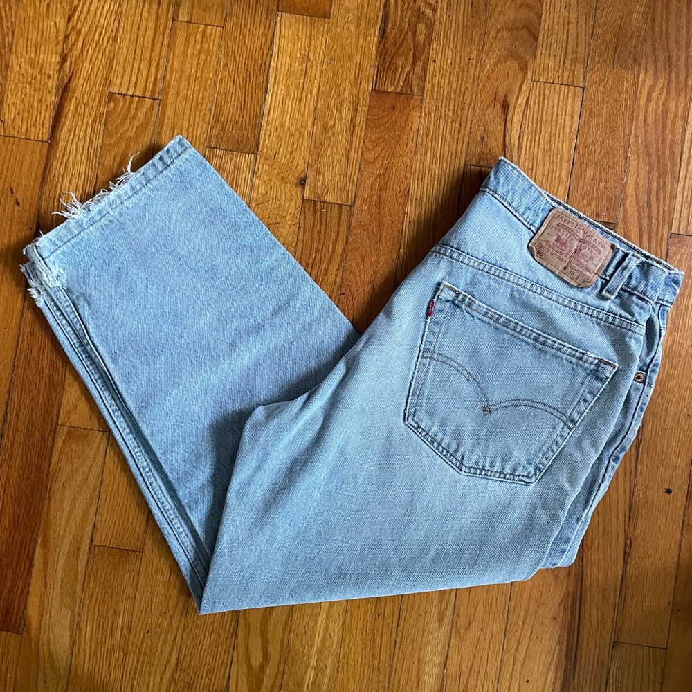 90s Men's Levi Straight Jeans in Light Blue